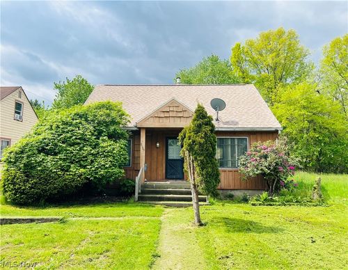 2135 Parkman Road Nw, Warren, OH, 44485 | Card Image