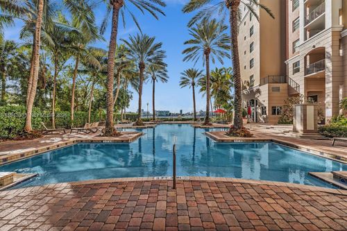 apt-2821-17150 N Bay Rd, Sunny Isles Beach, FL, 33160-3464 | Card Image