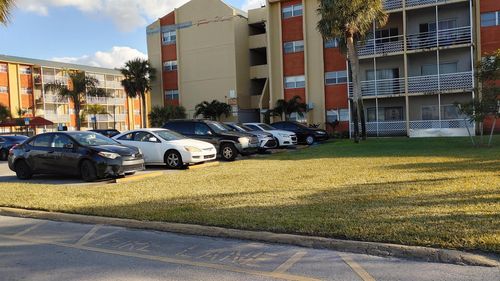 308-3610 Nw 21st Street, Lauderdale Lakes, FL, 33311 | Card Image