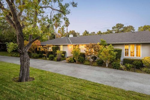 460 Barbara Way, Hillsborough, CA, 94010-6702 | Card Image