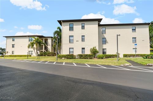 unit-12-8474 Charter Club Cir, FORT MYERS, FL, 33919-6829 | Card Image