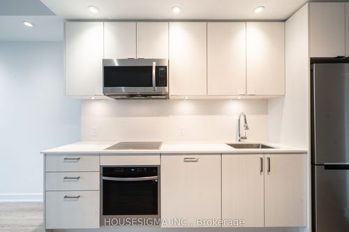 2815-1928 Lake Shore Blvd W, Toronto, ON, M6S0B1 | Card Image