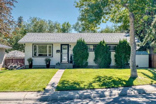 7427 Fountain Rd Se, Calgary, AB, T2H0W9 | Card Image