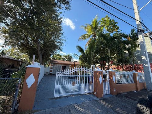 110 Nw 52nd St, Miami, FL, 33127-1904 | Card Image