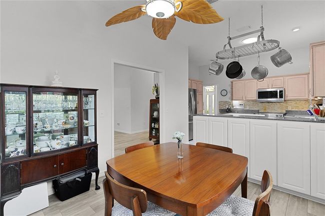 1055 Avenida Sonoma, Townhouse with 3 bedrooms, 3 bathrooms and null parking in LADY LAKE FL | Image 25