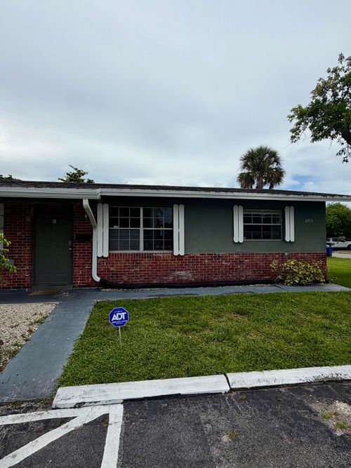 a-b-2915 Sw 17th St, Fort Lauderdale, FL, 33312-3866 | Card Image