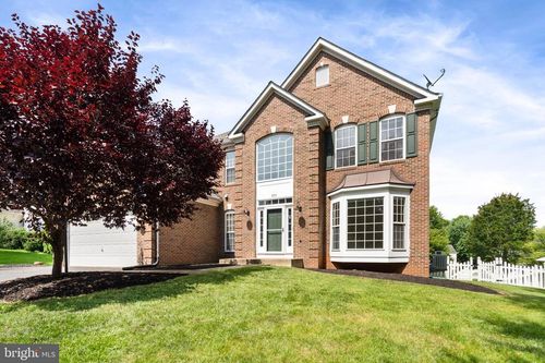221 Cannon Way, WARRENTON, VA, 20186-4316 | Card Image