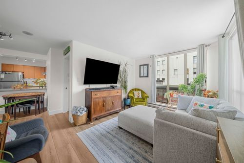 506-680 Clarkson St, New Westminster, BC, V3M6X9 | Card Image