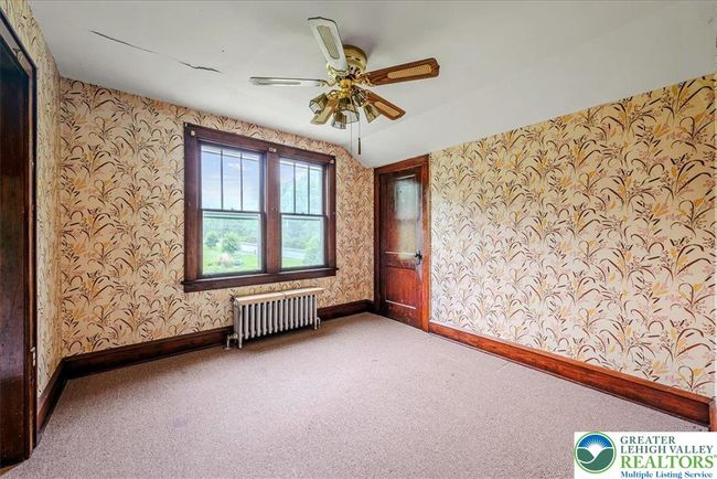 Great Dining Room or Office | Image 31