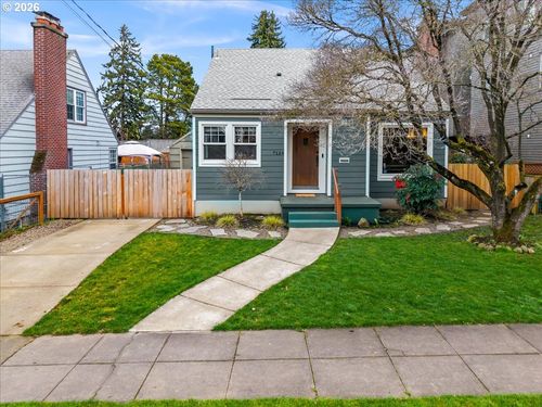 7124 N Montana Ave, Portland, OR, 97217 | Card Image