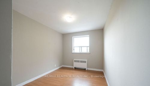 335c-468 Ottawa St N, Hamilton, ON, L8H4A6 | Card Image