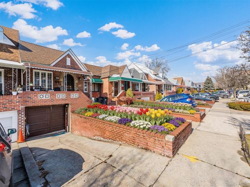 53-74 62nd St, Maspeth, NY, 11378-1208 | Card Image