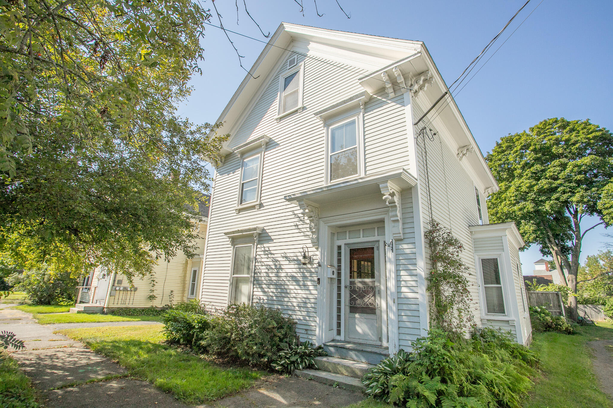 Holyoke St, Brewer, ME 04412