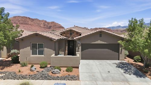 14-3800 N Paradise Village Dr, Santa Clara, UT, 84765-5740 | Card Image