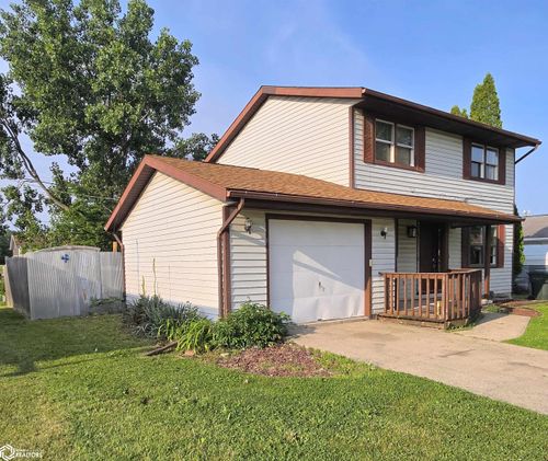 4 Pioneer Ln, Keokuk, IA, 52632-2142 | Card Image