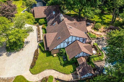 3325 Country Ln, Long Grove, IL, 60047-5072 | Card Image
