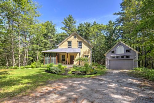 109 Pleasant Hill Rd, Freeport, ME, 04032-6443 | Card Image