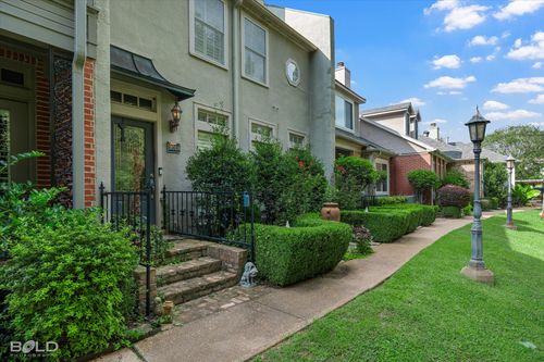 2013 E Kings Hwy, Shreveport, LA, 71105-3736 | Card Image