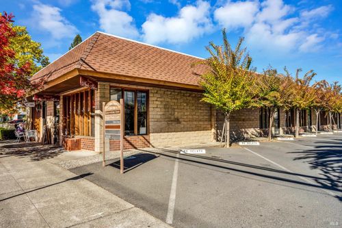 1336 Oak Ave, Saint Helena, CA, 94574-1921 | Card Image