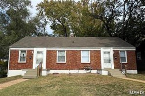 9427 Bataan Dr, Saint Louis, MO, 63134-4027 | Card Image