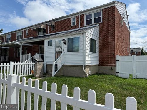 907 Foxwood Ln, ESSEX, MD, 21221-5929 | Card Image