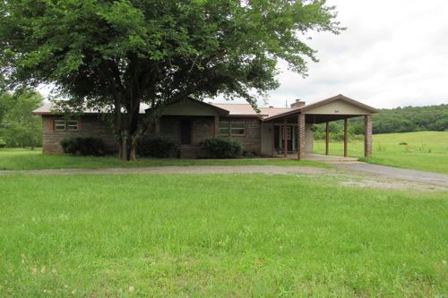 1353 N 2nd St, Ozark, AR, 72949-9707 | Card Image