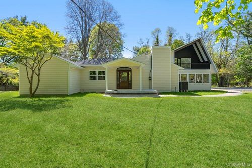 497 Woodbury Rd, Cold Spring Harbor, NY, 11724-2236 | Card Image