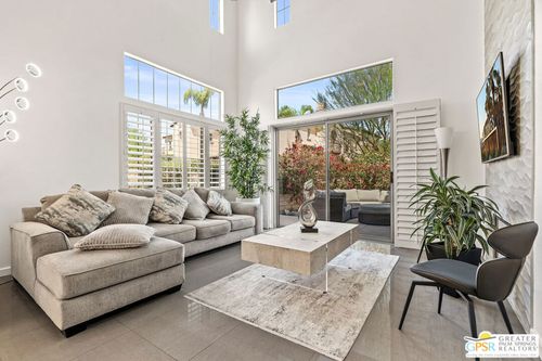 324 Ameno Dr W, Palm Springs, CA, 92262-0726 | Card Image