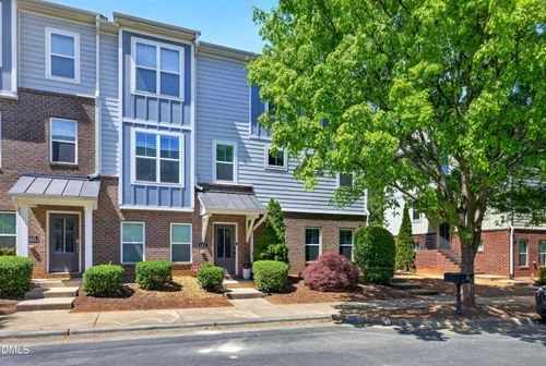 1421 Ardara Ln, Raleigh, NC, 27607-6027 | Card Image
