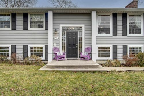 105 Flamingo Dr, Halifax, NS, B3M1T2 | Card Image