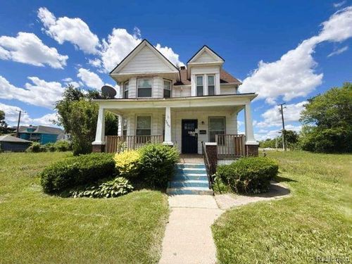 5469 Seneca St, Detroit, MI, 48213-2951 | Card Image