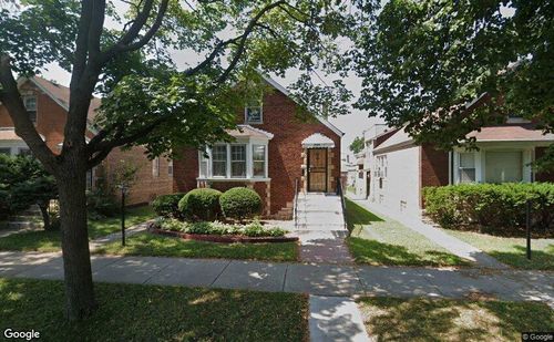 8320 S Phillips Avenue, Chicago, IL, 60617 | Card Image