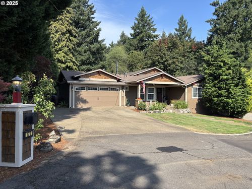 177 Belle Ct, Oregon City, OR, 97045-3601 | Card Image