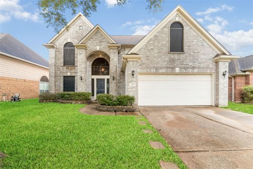 6923 Crystal Dowels Dr, Pasadena, TX, 77505-3849 | Card Image