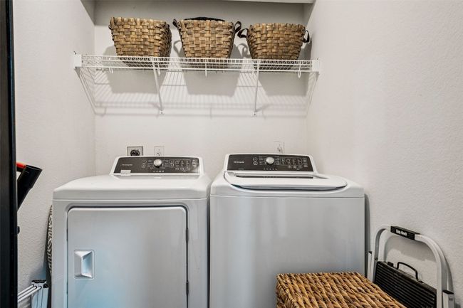 5962 Steiner, House other with 3 bedrooms, 2 bathrooms and 4 parking in Kyle TX | Image 23