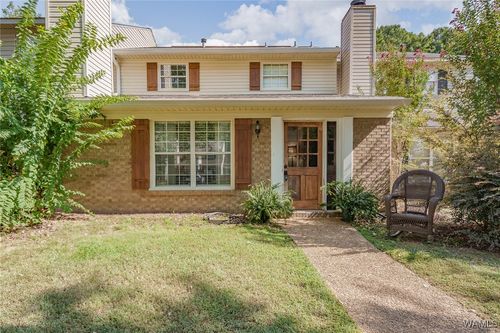 1077 Fairfax Dr, Tuscaloosa, AL, 35406-2801 | Card Image