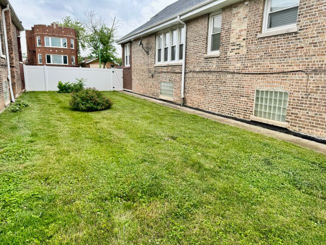 8327 S Throop Street, House other with 4 bedrooms, 3 bathrooms and null parking in Chicago IL | Image 28