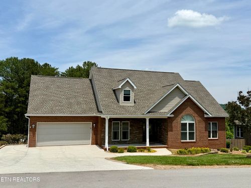 190 Pointe Summit Dr, Greenback, TN, 37742-2312 | Card Image