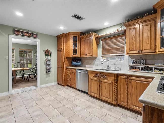3188 County Road 181, House other with 4 bedrooms, 2 bathrooms and 2 parking in Alvin TX | Image 19
