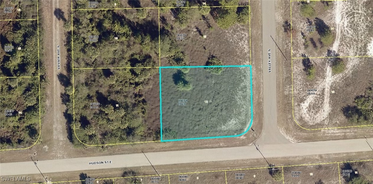 Land in Lehigh Acres