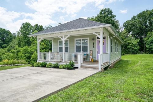 435 Juniper Dr, Cookeville, TN, 38501-1535 | Card Image