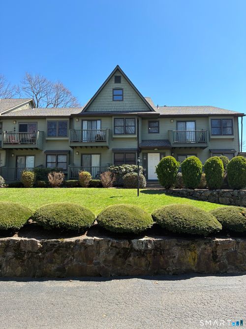 unit-11-462 Glendale Ave, Bridgeport, CT, 06606-6004 | Card Image