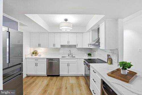 710-1101 S Arlington Ridge Rd, ARLINGTON, VA, 22202-1926 | Card Image