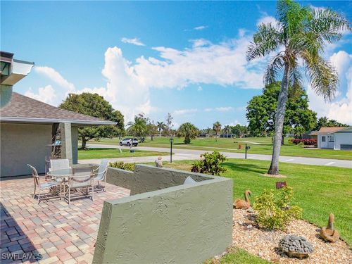 4364 Beechwood Lake Dr, NAPLES, FL, 34112-6102 | Card Image