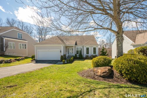 523-523 Putting Green Ln, Oxford, CT, 06478-3129 | Card Image