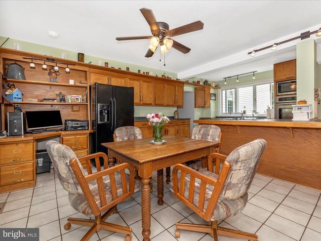 9314 Pear Ln, House other with 4 bedrooms, 3 bathrooms and null parking in FREDERICK MD | Image 23