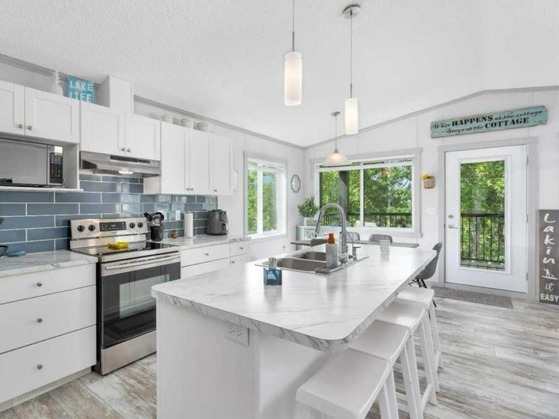Residential in Rural Lacombe County 5
