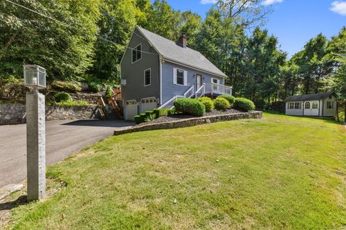 113 Squantuck Rd, Seymour, CT, 06483-2133 | Card Image