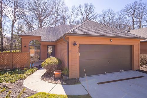 920 Hemlock Ln, Northfield, OH, 44067-2231 | Card Image