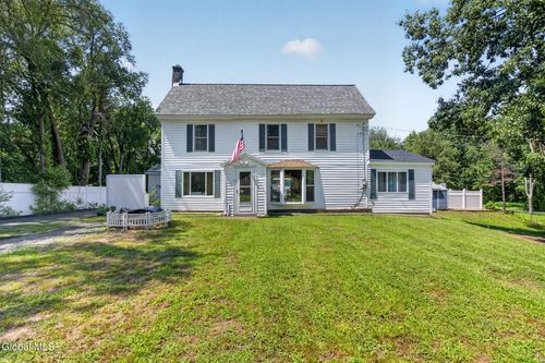 4 Dunsbach Rd, Halfmoon, NY, 12065-7927 | Card Image